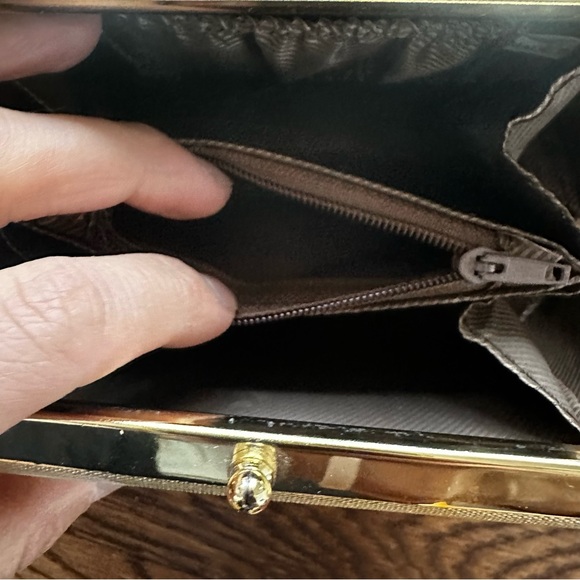 Elegant Gold prom or evening mini bag - Picture 10 of 17